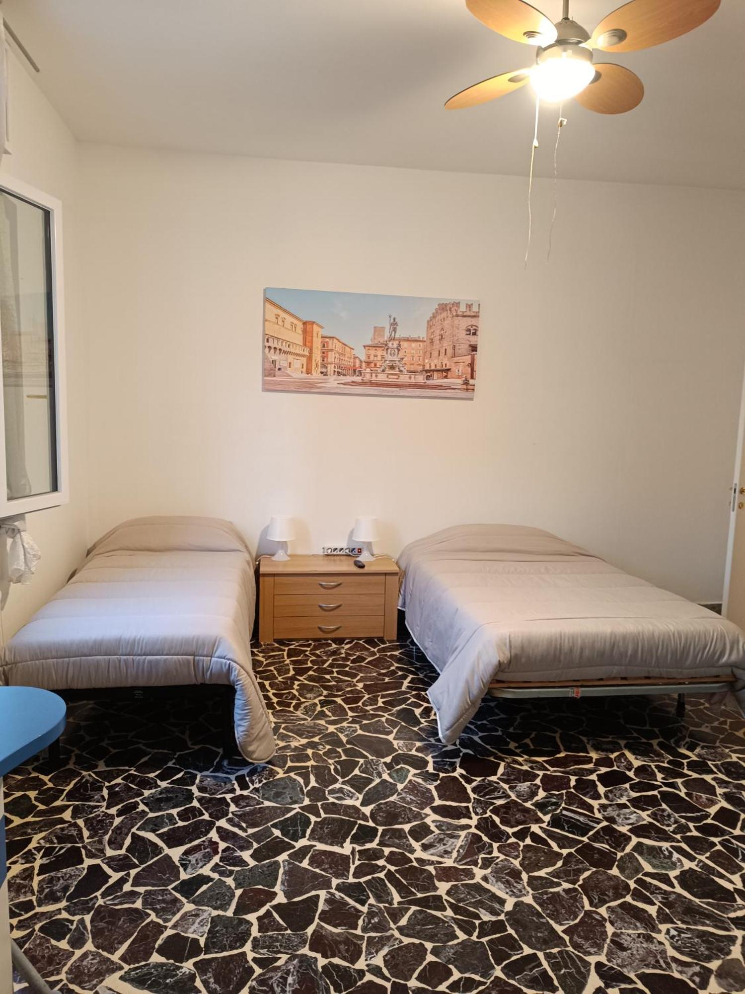 Elegante Appartamento 90 Mq Zona Corticella Fiera Bologna Eksteriør bilde